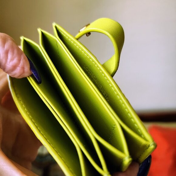 Bottega Veneta Kiwi Intrecciato Concertina Card Holder - Picture 6 of 9